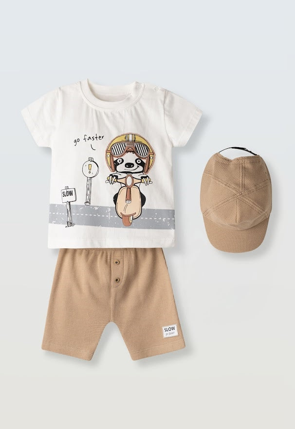 Completo bambino con cappellino in OMAGGIO