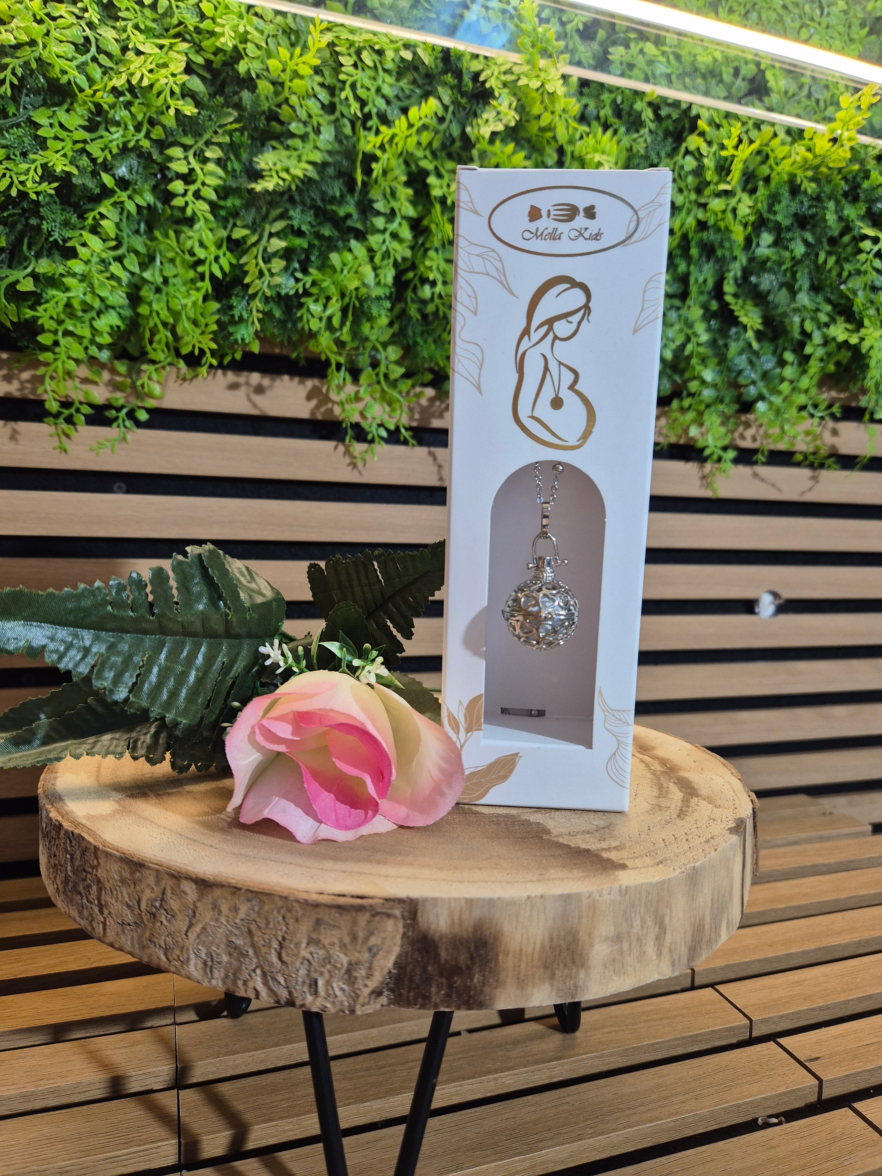 Collana chiama angeli